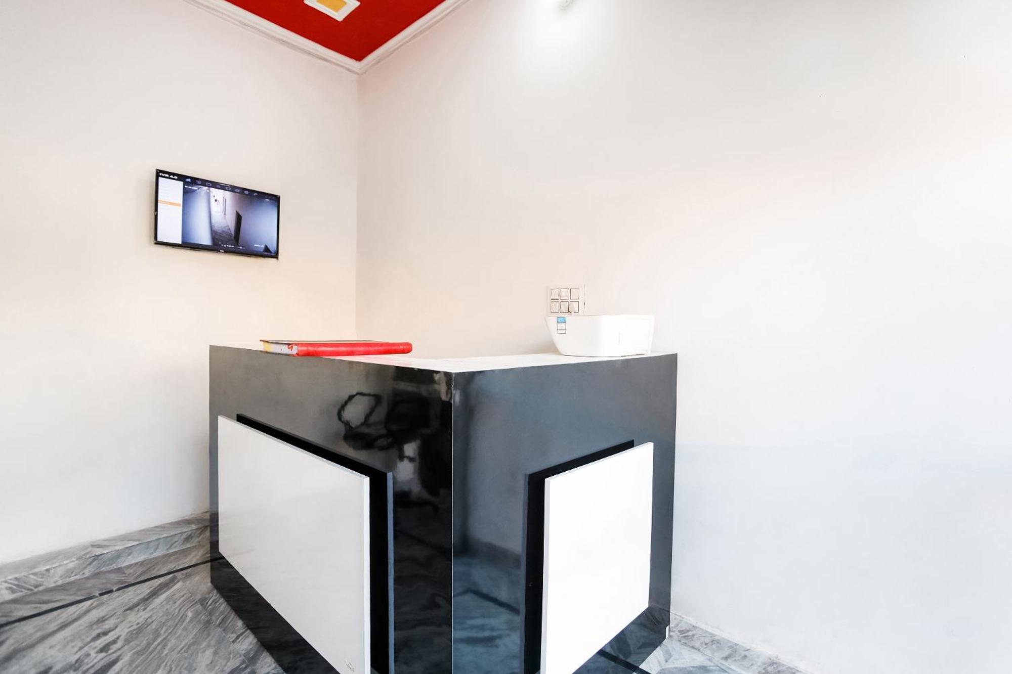 פארידבד Hotel O Dollar מראה חיצוני תמונה
